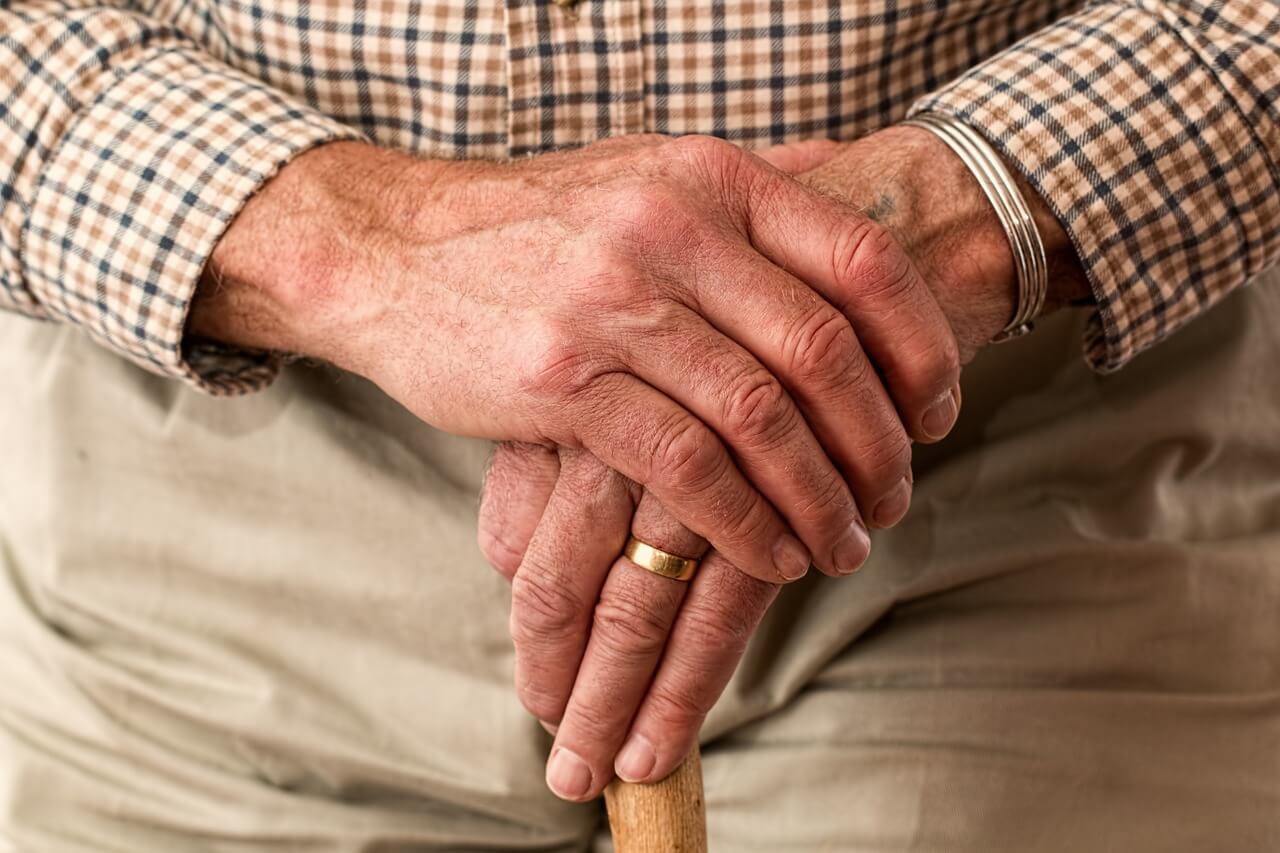 Residência assistida é melhor economicamente para familiares hospedarem seus parentes?