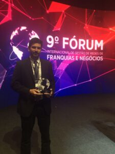 A FÓRMULA FARMÁCIA É PREMIADA COMO ‘TOP 25 DO FRANCHISING BRASILEIRO’